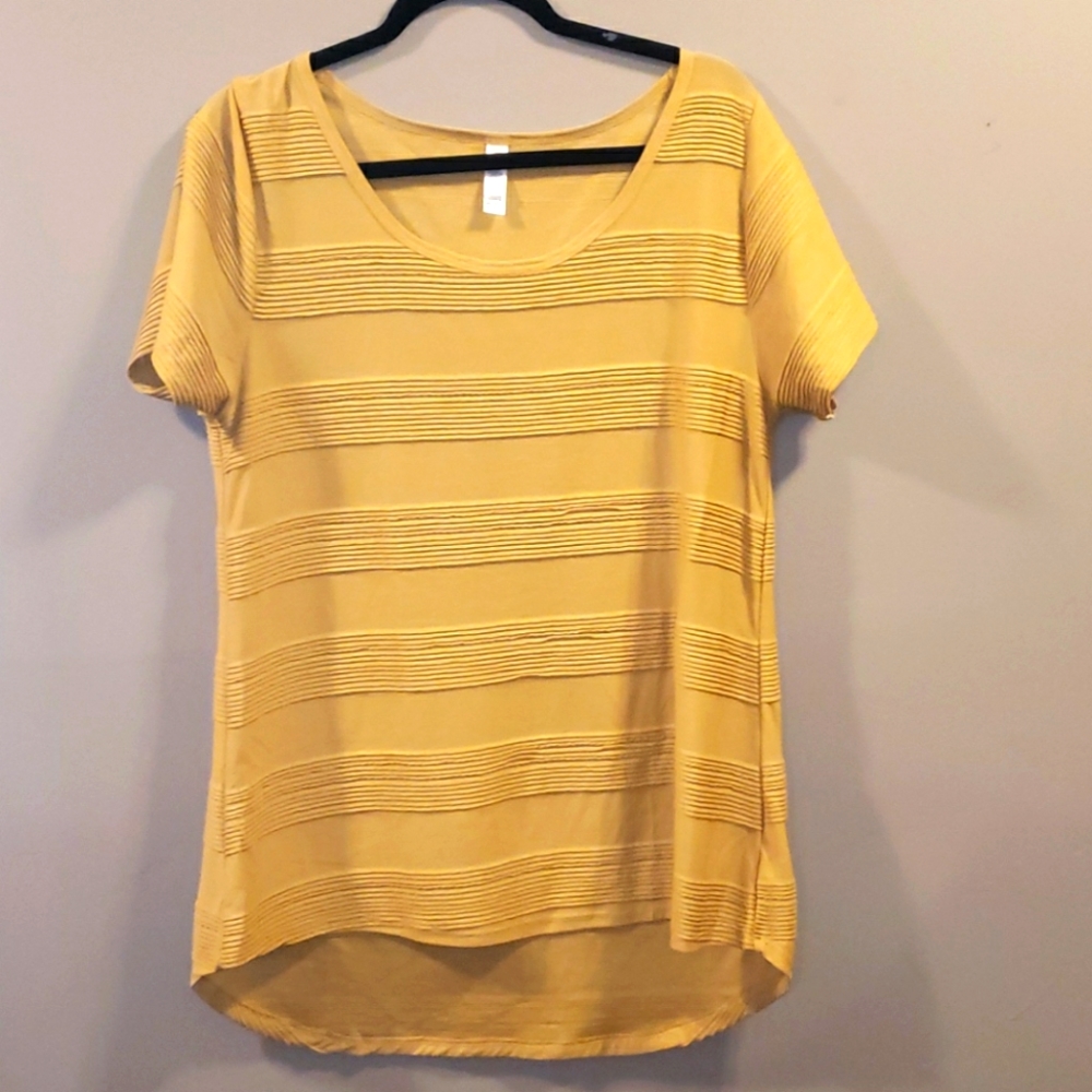 LuLaRoe Classic T